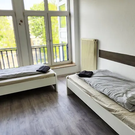 Work & In 아파트 *